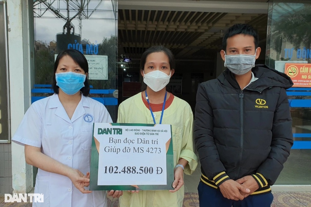 Người đàn ông bị bỏng điện được bạn đọc Dân trí giúp đỡ hơn 102 triệu đồng - 1 Người đàn ông bị bỏng điện được bạn đọc Dân trí giúp đỡ hơn 102 triệu đồng - 1