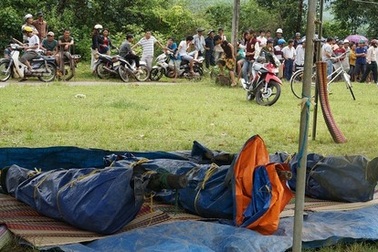 Ba phu vàng chết ngạt trong hầm sâu