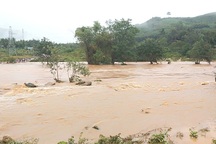 Lũ lớn đổ xuống quá nhanh, người dân vùng cao không kịp trở tay