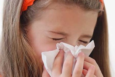 Viêm mũi dị ứng dễ nhầm lẫn với bệnh cảm cúm