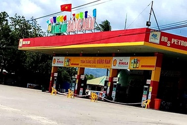 Nhân viên đang bơm xăng bị cướp sát hại lúc rạng sáng