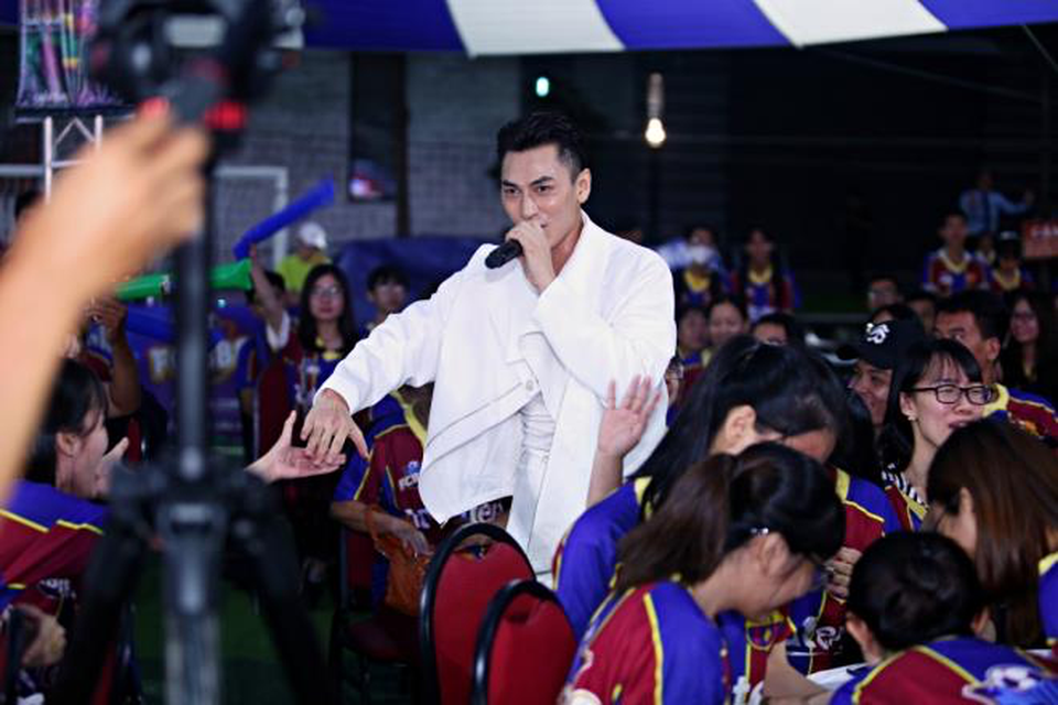 Nhìn lại năm 2020 của FCB88: Sân chơi trẻ thu hút dàn sao giới trẻ - 5 Nhìn lại năm 2020 của FCB88: Sân chơi trẻ thu hút dàn sao giới trẻ - 5