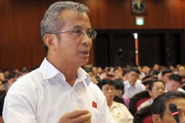 Chuyện “16 chữ vàng” với người láng giềng “hẹp bụng” tại nghị trường 