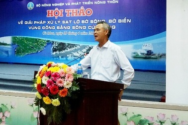 “Cứ thế này thì chúng ta tự chìm xuống đáy biển trước khi nước biển dâng”