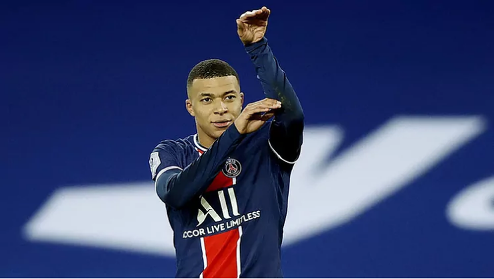 Mbappe lo sợ sẽ trở thành cái bóng của Messi và Neymar - 1 Mbappe lo sợ sẽ trở thành cái bóng của Messi và Neymar - 1
