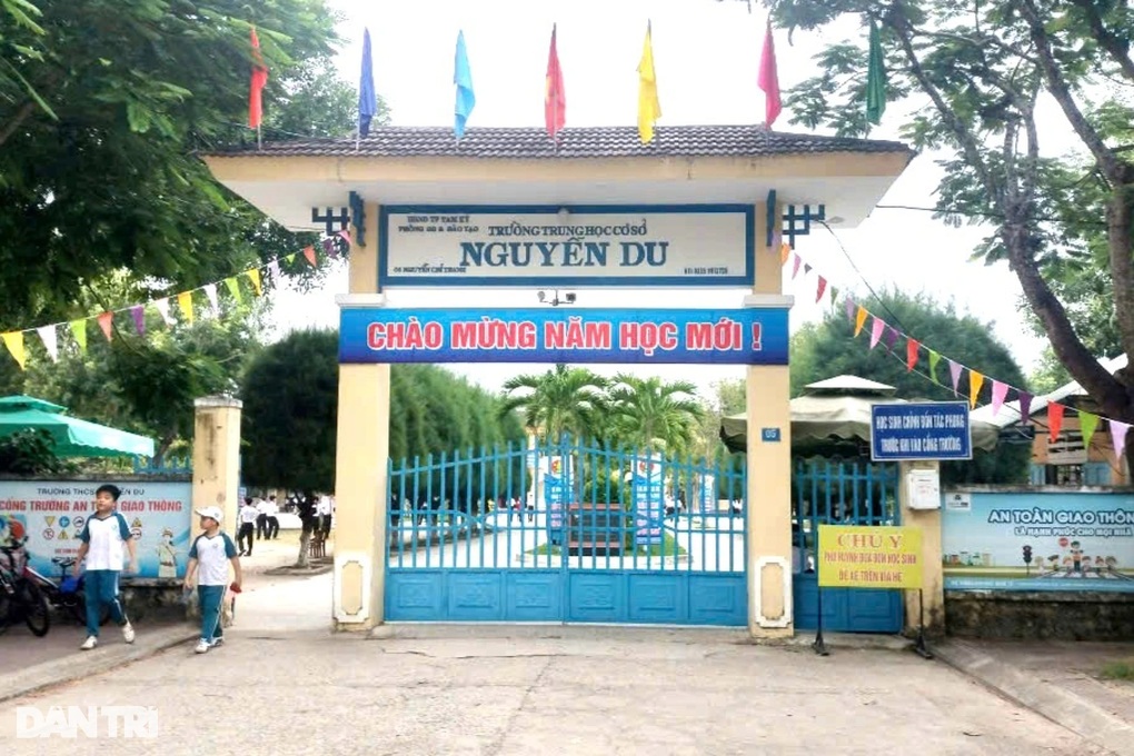 Vụ phụ huynh xông vào lớp đánh học sinh: Kỷ luật cả 3 học sinh - 1 Vụ phụ huynh xông vào lớp đánh học sinh: Kỷ luật cả 3 học sinh - 1