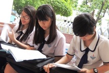 Học trò trường chuyên khảo sát về rối loạn trầm cảm do áp lực học tập