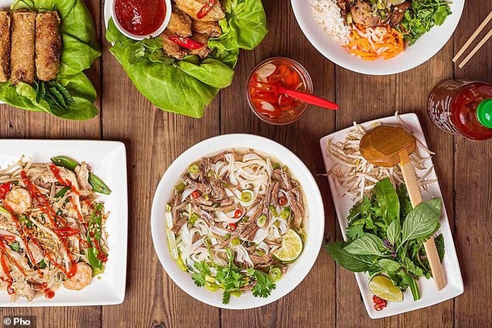 Chuỗi nhà hàng bán đồ ăn Việt ở Anh trả giá đắt vì muốn độc quyền từ Phở - 2 Chuỗi nhà hàng bán đồ ăn Việt ở Anh trả giá đắt vì muốn độc quyền từ Phở - 2