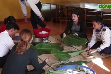 Bánh chưng gói lá bàng vuông: Đặc sản của Trường Sa