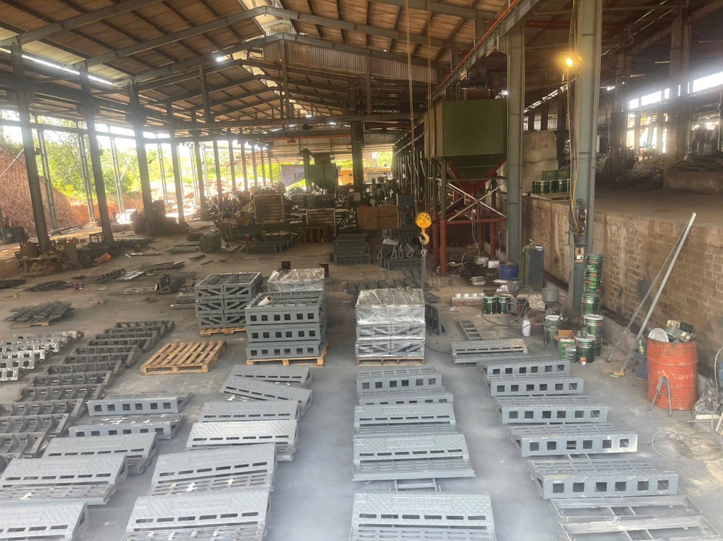 Nắp hố ga Tân Phú đạt chuẩn chất lượng, nâng cao an toàn cho đường phố đô thị - 3 Nắp hố ga Tân Phú đạt chuẩn chất lượng, nâng cao an toàn cho đường phố đô thị - 3