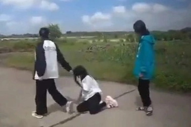 Những vụ bạo lực học đường gây "rúng động" năm 2021