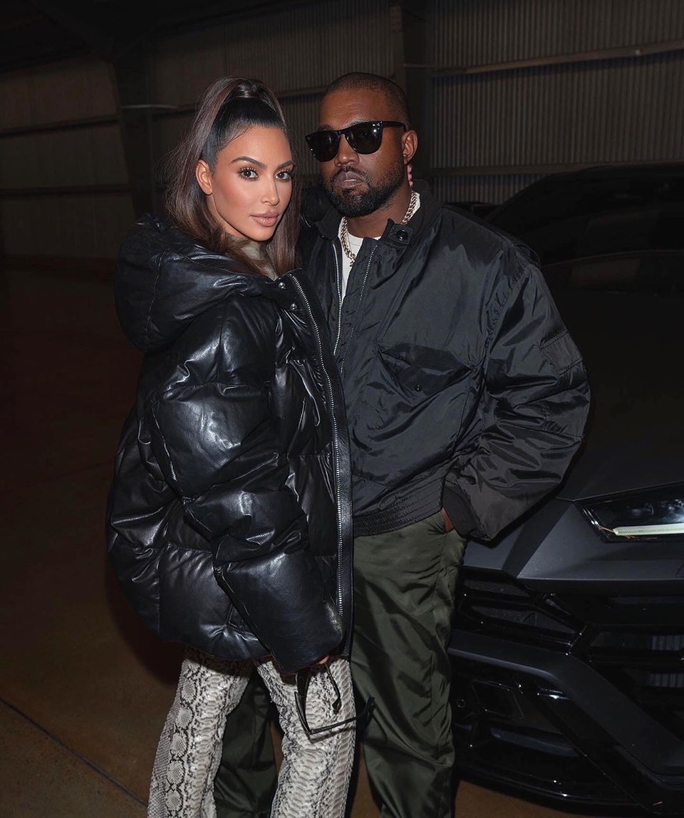 Kanye West - Kim Kardashian, duyên nợ trăm năm hay nửa đường đứt gánh? - 9 Kanye West - Kim Kardashian, duyên nợ trăm năm hay nửa đường đứt gánh? - 9
