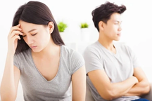 "Sau khi thuê nhà ở với bạn trai, tôi trở nên hoảng loạn"