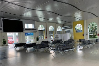 Nới lỏng, mở cửa nhưng các khu du lịch vẫn vắng vẻ