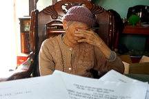 Vụ áp thuế 5,7 tỷ: Minh chứng cụ bà có 4.000m2 đất giờ trắng tay!