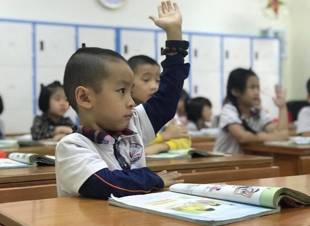 Khai tử sổ hộ khẩu giấy, tuyển sinh đầu cấp lớp 1, lớp 6 ra sao? - 2 Khai tử sổ hộ khẩu giấy, tuyển sinh đầu cấp lớp 1, lớp 6 ra sao? - 2