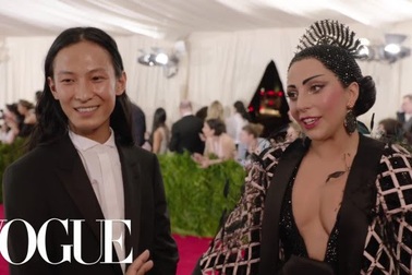 Lady Gaga sánh đôi Alexander Wang
