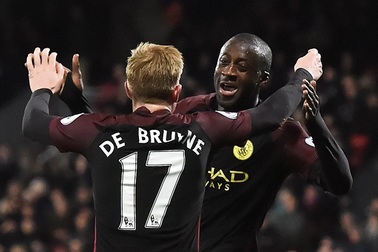 Đội hình tiêu biểu vòng 12 Premier League: Người hùng không ngờ