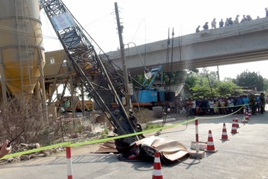 Hãi hùng hàng loạt vụ "cần cẩu tử thần" cướp mạng sống người dân