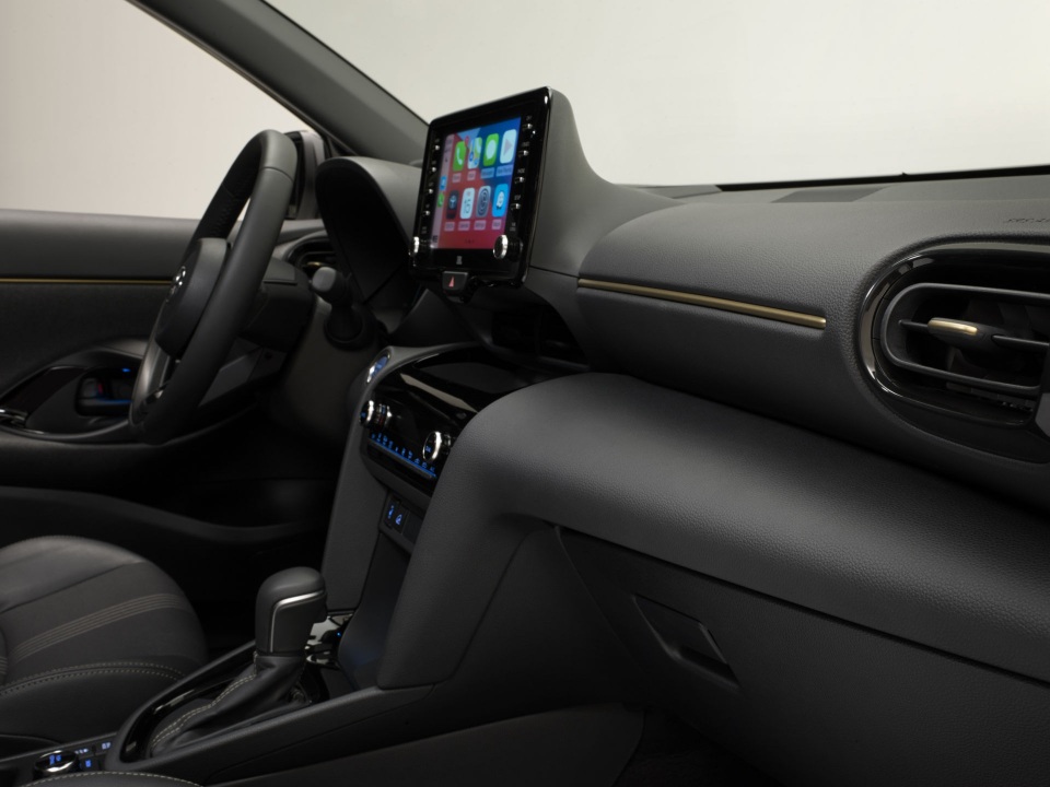Toyota Yaris Cross Adventure 2021 chào sân, phân khúc miniSUV thêm sôi động - 2 Toyota Yaris Cross Adventure 2021 chào sân, phân khúc miniSUV thêm sôi động - 2