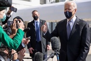 Đối mặt thách thức dồn dập, ông Biden tổ chức họp báo hiếm hoi
