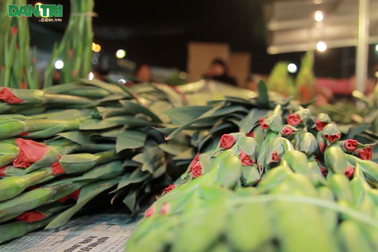 Chợ hoa đêm lớn nhất Hà Nội ngày giáp Tết