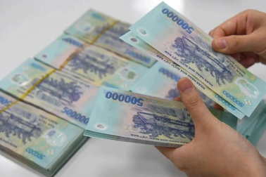 Nam sinh nhặt được 10 triệu đồng rơi vãi, chưa có người nhận lại