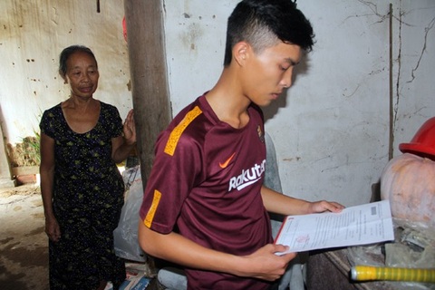 Cậu học trò thiếu cha, vắng mẹ đỗ ĐH Bách khoa HN nhưng không có tiền nhập học