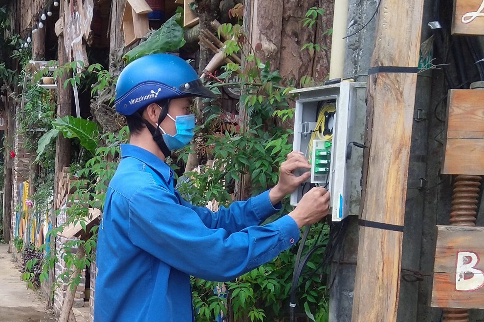 Nhân viên VNPT dũng cảm cứu người trong đám cháy tại Sa Pa - 3 Nhân viên VNPT dũng cảm cứu người trong đám cháy tại Sa Pa - 3