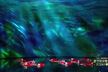 Điệu múa "Cá koi" chân thực hút hàng triệu người xem