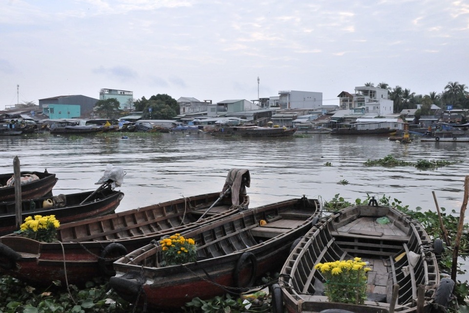 Hoạt động của người dân cả nước sáng ngày đầu năm mới Tân Sửu - 21