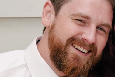 Nhai tắc kè sống, người đàn ông 34 tuổi bỏ mạng