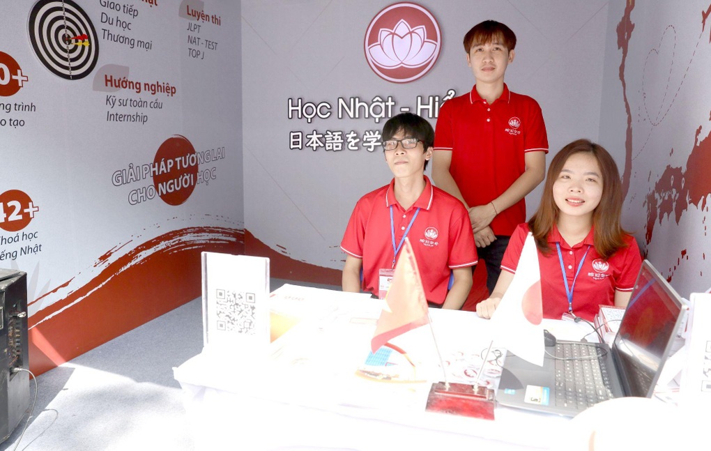 Nhật Ngữ Tâm Việt tham gia JVF lần thứ 8 - 1 Nhật Ngữ Tâm Việt tham gia JVF lần thứ 8 - 1