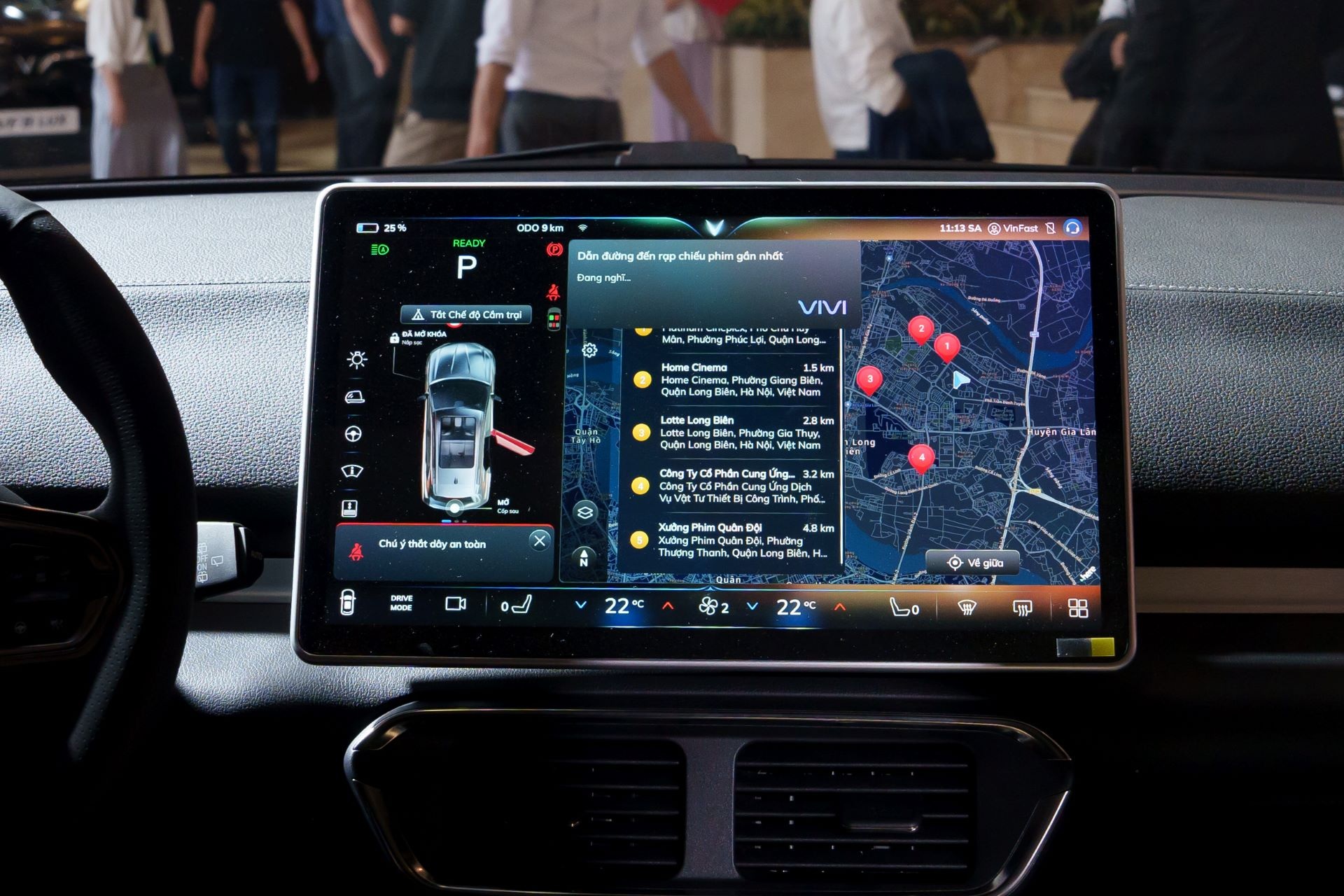 សមត្ថភាពក្នុងការឆ្លើយតបដូចជាមនុស្សពិតរបស់ជំនួយការនិម្មិត ViVi នៅលើ VinFast VF 8 Lux - 3 Khả năng đối đáp như người thật của trợ lý ảo ViVi trên VinFast VF 8 Lux - 3