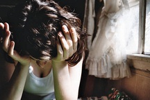 Phát hiện clip sex của nửa kia ngay trước thềm đám cưới