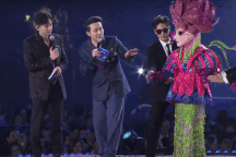 Đêm trao giải "Ca sĩ mặt nạ": Khán giả ức chế vì "đầu voi, đuôi chuột"?