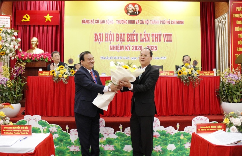 TPHCM sẽ tạo việc làm cho 140.000 lao động mỗi năm - 1 TPHCM sẽ tạo việc làm cho 140.000 lao động mỗi năm - 1