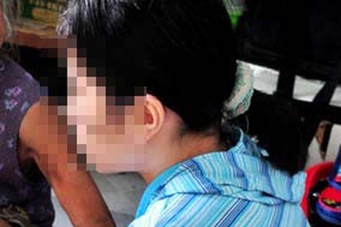 Nam sinh lớp 9 bị tố cáo hiếp dâm bé gái lớp 5