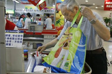 Trung Quốc cấm sử dụng túi ni-lông siêu mỏng