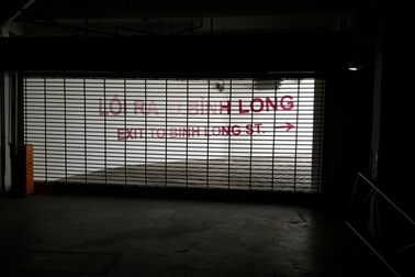 Ban quản lý chung cư Celadon bị tố tự ý đóng cửa ra của cư dân