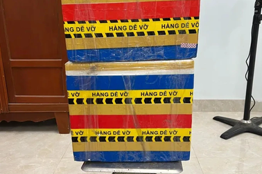 Bí mật thùng xốp dán nhãn "hàng dễ vỡ" trên chuyến tàu ra đảo Lý Sơn