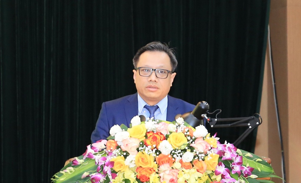 Hà Nội: Điều động, bổ nhiệm Giám đốc Sở NN-PTNT và Bí thư Huyện ủy Hoài Đức - 3 Hà Nội: Điều động, bổ nhiệm Giám đốc Sở NN-PTNT và Bí thư Huyện ủy Hoài Đức - 3