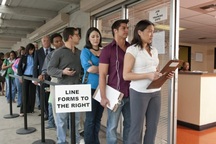 Mỹ: Lao động thất nghiệp vì Covid-19 nhận hỗ trợ 1.200 USD từ Chính phủ