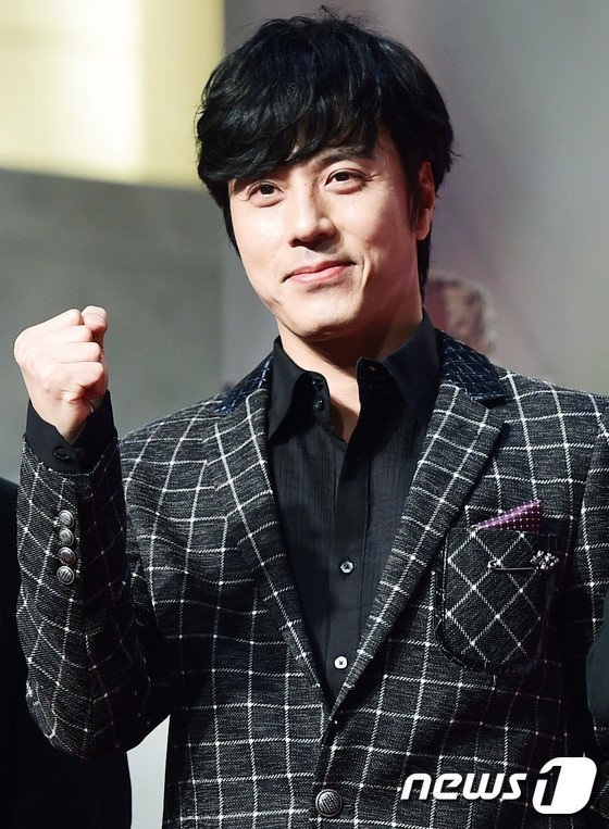 Han Jae Suk - Mỹ nam Giày thủy tinh đình đám một thời giờ ra sao? - 7