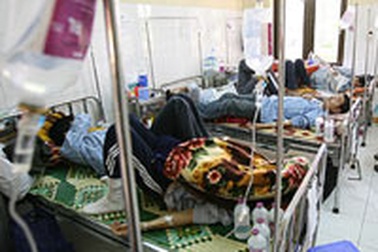 Lây nhiễm thứ phát: Xuất hiện từ ngày đầu tiên có dịch