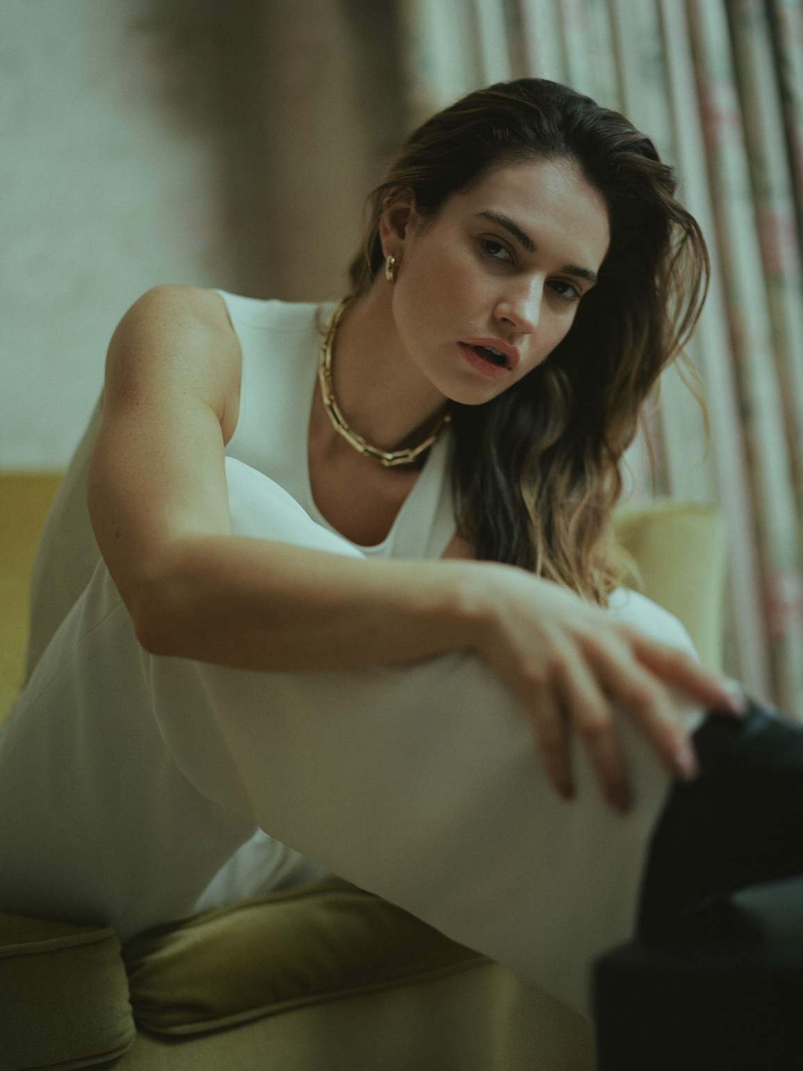 Lily James phấn khích với bộ phim kể về clip nóng đầu tiên bị lộ - 7 Lily James phấn khích với bộ phim kể về clip nóng đầu tiên bị lộ - 7