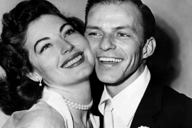 Ảnh hiếm về hôn lễ thế kỉ của các ngôi sao đình đám