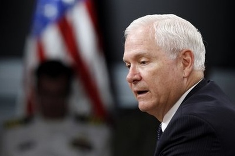 Gates: Một số người ở Pakistan biết nơi ở của Bin Laden