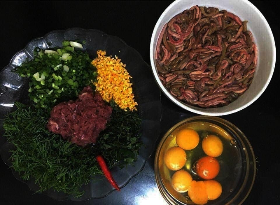 Lộc trời mỗi năm một lần, khách ăn cả tạ, dân buôn kiếm đậm - 3 Lộc trời mỗi năm một lần, khách ăn cả tạ, dân buôn kiếm đậm - 3