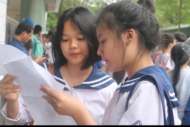 Đề thi môn Toán Trường THPT chuyên Sư phạm: Có câu hỏi "thách thức" thí sinh